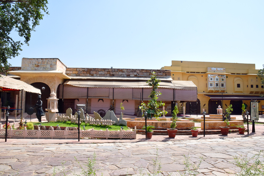 Facade of Jaipur Wax Museum 